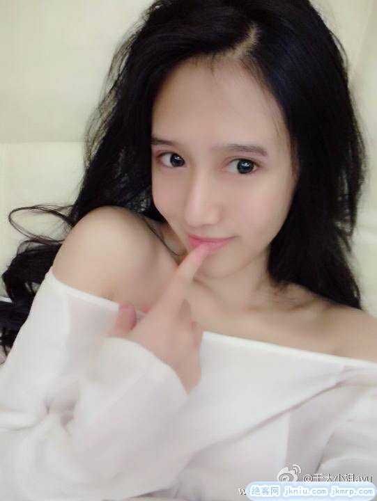 img-4b12dbf02b5a467945bf1c54cde8a625